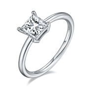 Moissanite Ring 1.0c