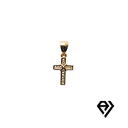 Chain with tied cross