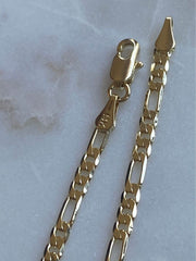 Chain with tied cross
