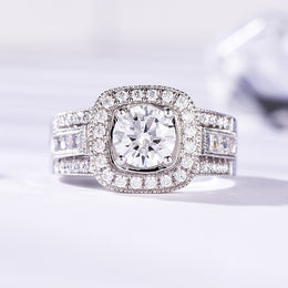 10K White Gold Moissanite Ring