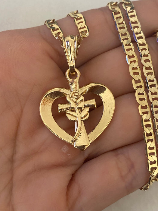 Mariner chain with gold heart flower charm
