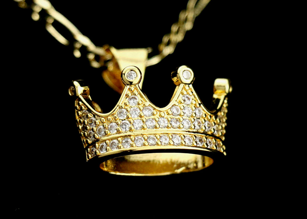 Figaro chain with diamond crown charm