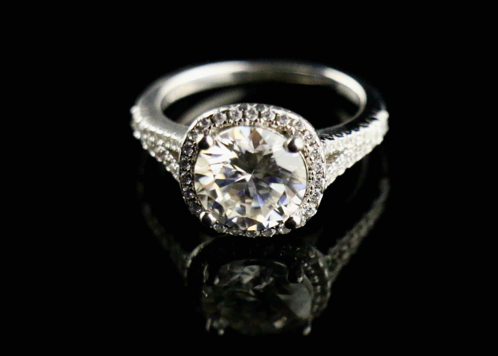 3.0ct Moissanite ring in silver