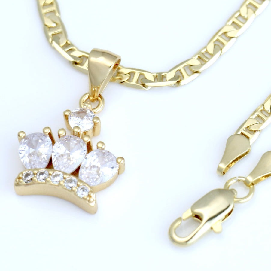 Mariner chain with diamond crown charm