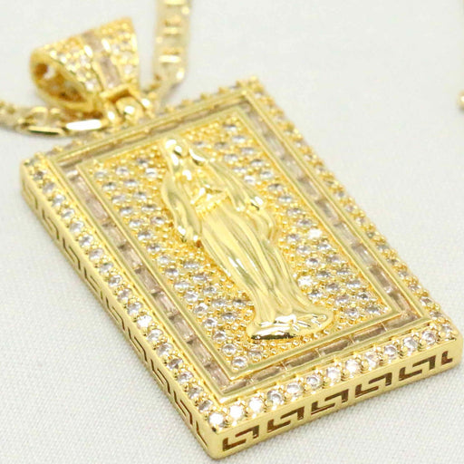 Mariner chain with square saint mary charm