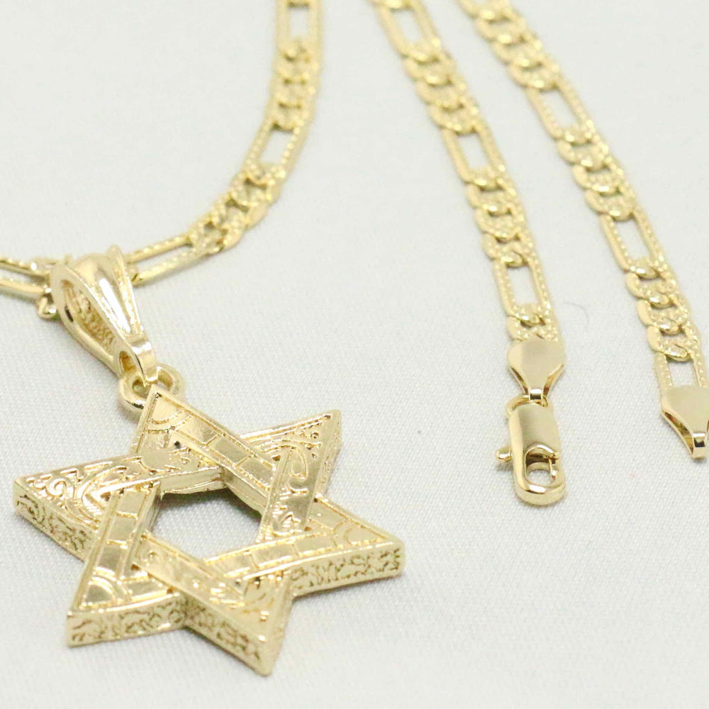 Figaro chain with gold star of david charm