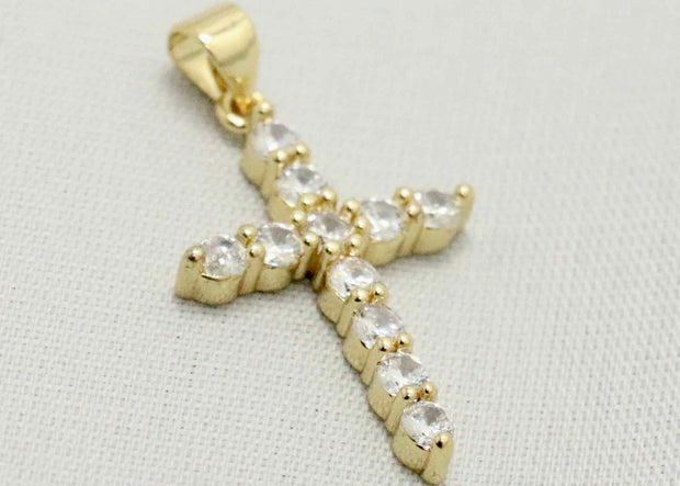 Figaro chain with studded diamond cross