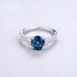 Silver Ring with 1.5ct Blue Topaz