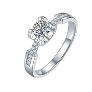 Moissanite Ring 0.5c/1.0c