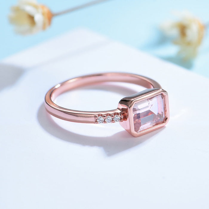 Rose  gold plated Emerald Gemstone Ring
