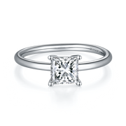 Moissanite Ring 1.0c