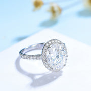 10K/14k White  gold plated Ring With Oval Moissanite