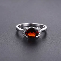 Vintage Silver Ring with 2.21Ct Natural Garnet Stone